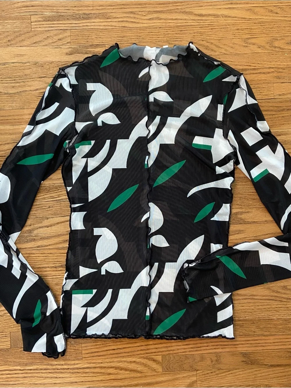 Monki Abstract Print Mesh Long Sleeve Shirt Women’s Size XS-S - Picture 6 of 10